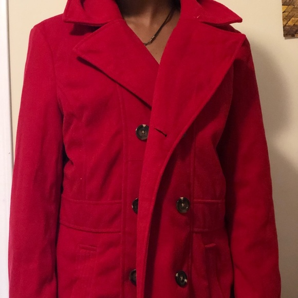 A red penny coat - Picture 2 of 2